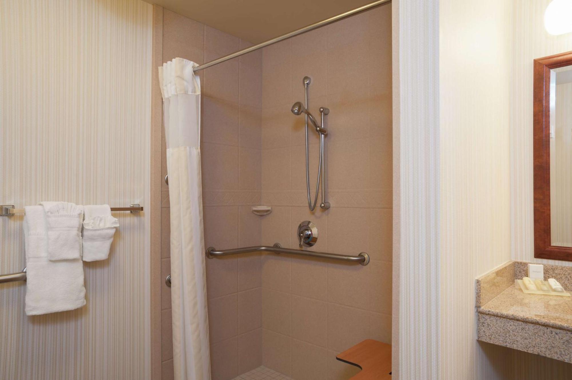 Hilton Garden Inn St. Paul Oakdale Dış mekan fotoğraf